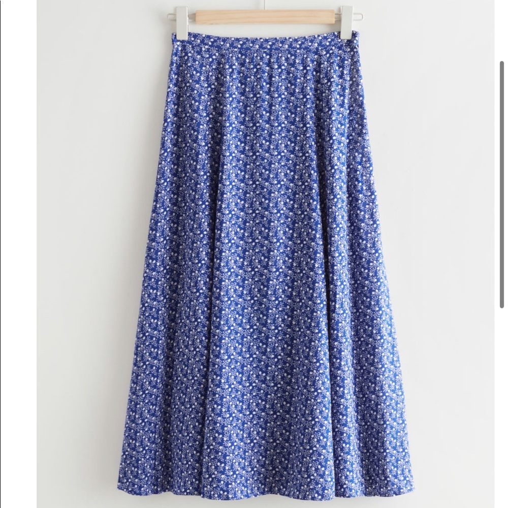& other stories printed maxi skirt, blue colour